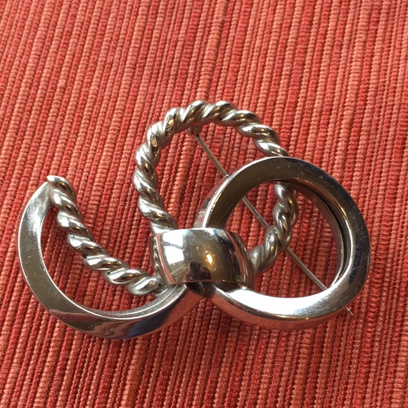 Vintage Brooch Lot of 6 Assorted Pins - Picture 4 of 13